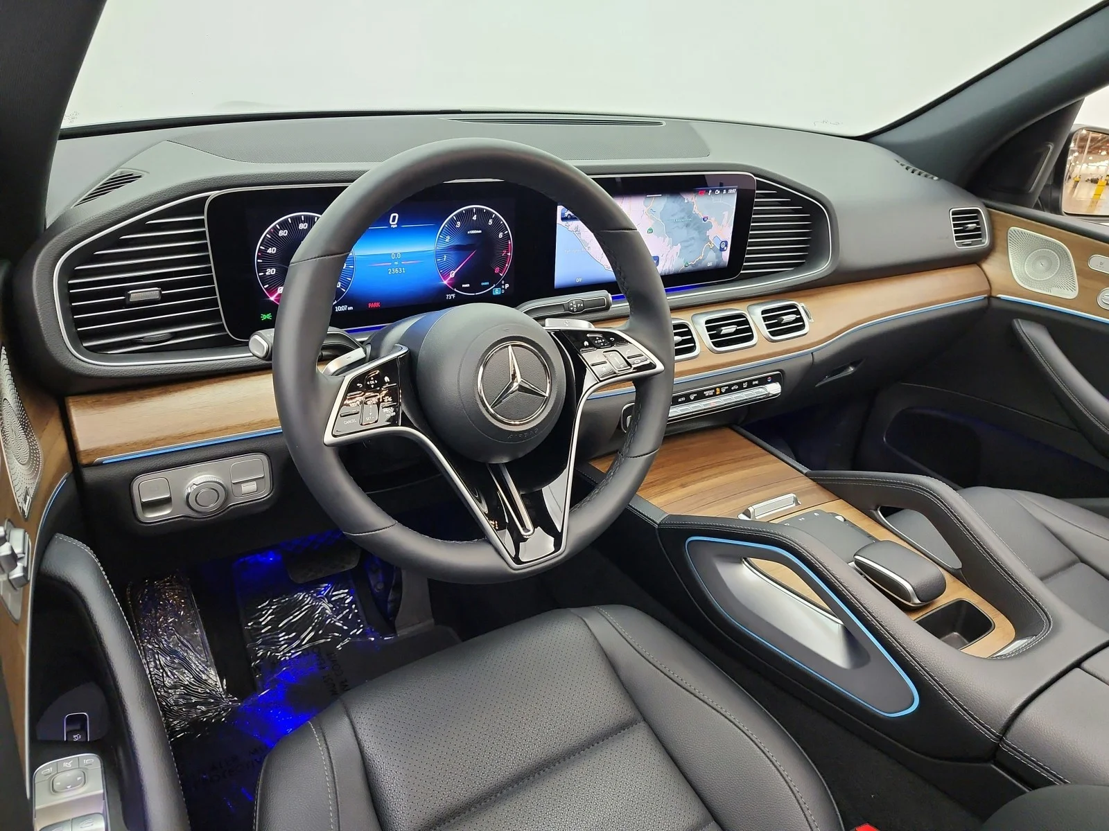Certified Used 2024 Selenite Grey Metallic Mercedes-Benz GLE 350 4MATIC® SUV image 14