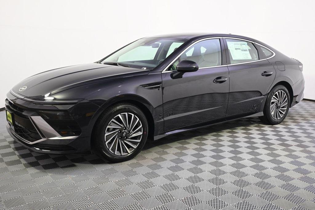 New 2026 Carbon Blue Hyundai SEL image 2
