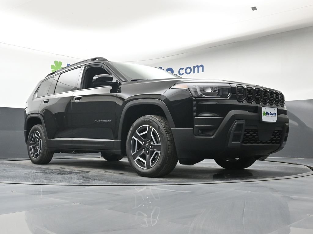 New 2026 Diamond Black Crystal Pearlcoat Jeep Laredo image 21