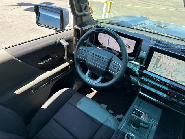 2024 GMC HUMMER EV 3X - Photo 16