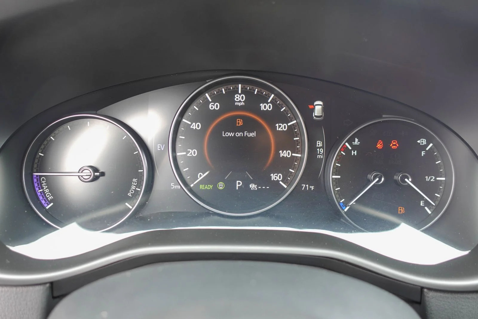 New 2026 Machine Gray Metallic Mazda Premium image 16