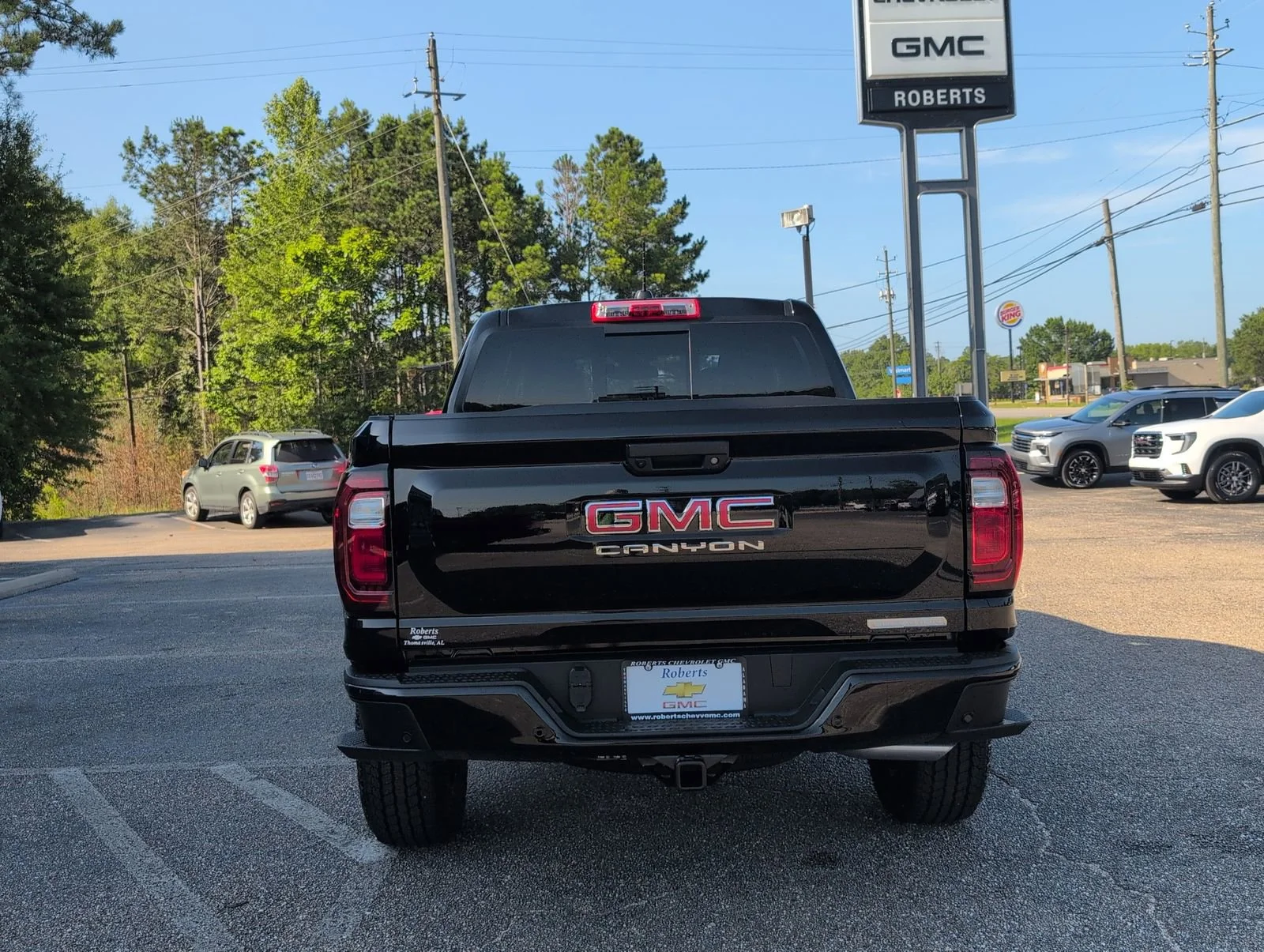 New 2025 Onyx Black GMC Elevation image 4