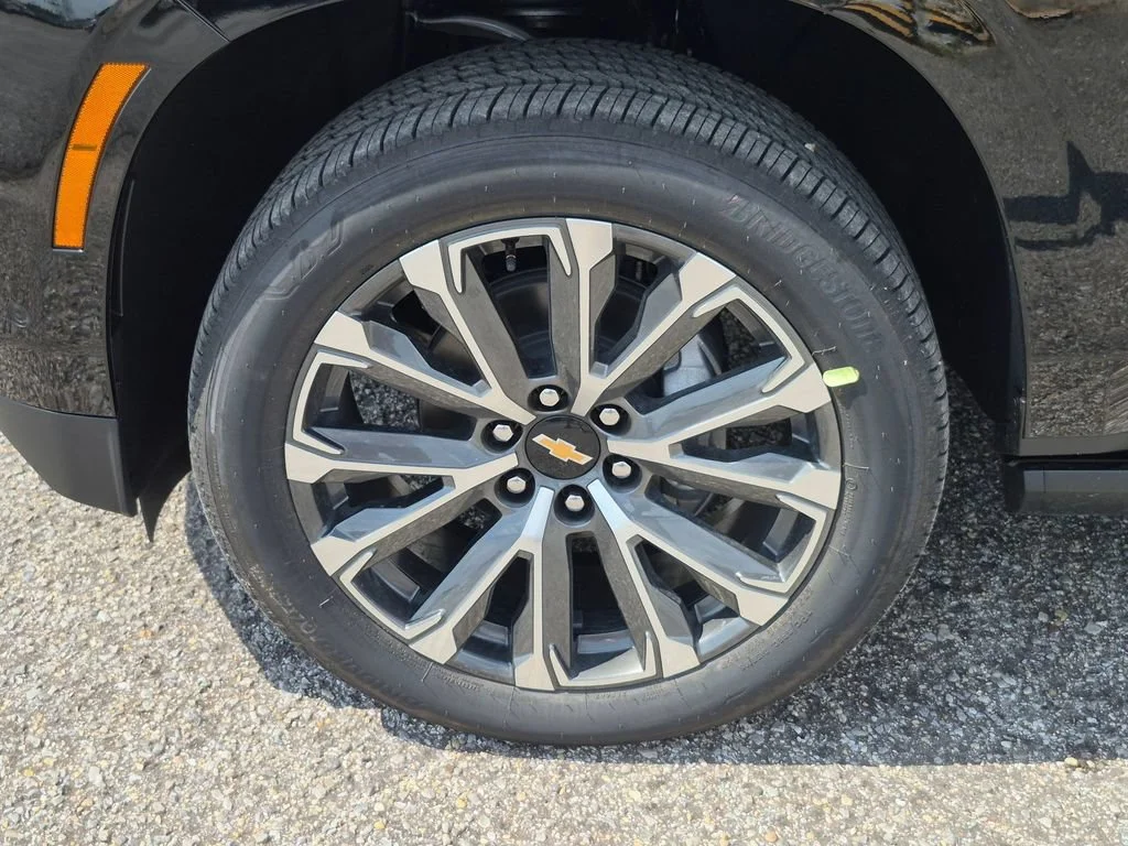 New 2026 Black Chevrolet High Country image 11