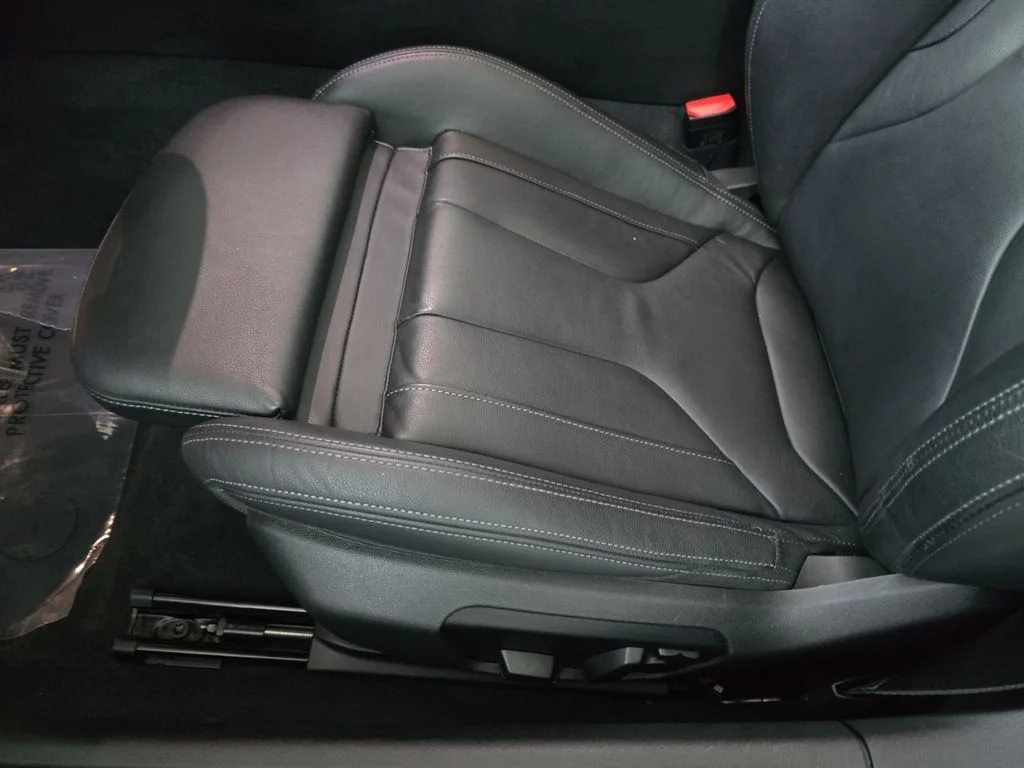 Used 2023 Black Sapphire Metallic BMW sDrive M40i image 27