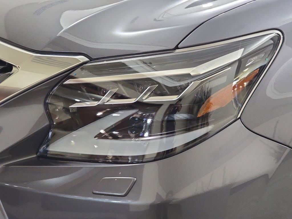 2022 Lexus GX Base - Photo 31