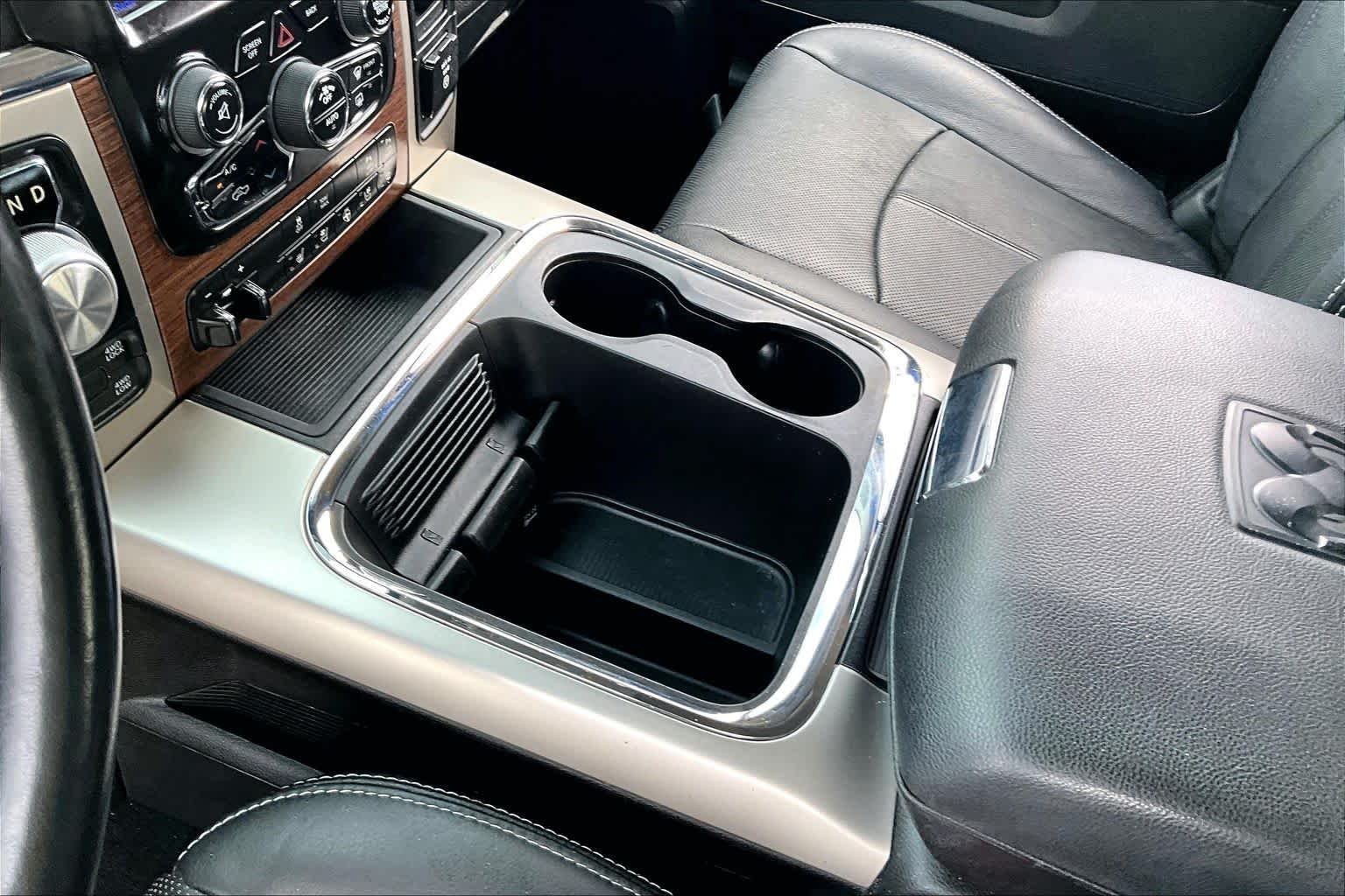 Used 2018 Granite Crystal Metallic Clearcoat Ram Laramie image 17