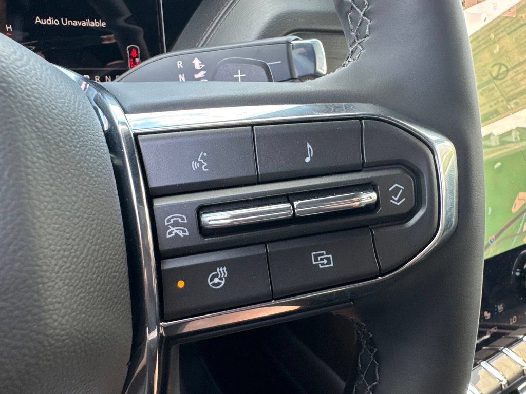 2026 GMC Yukon Denali - Photo 18