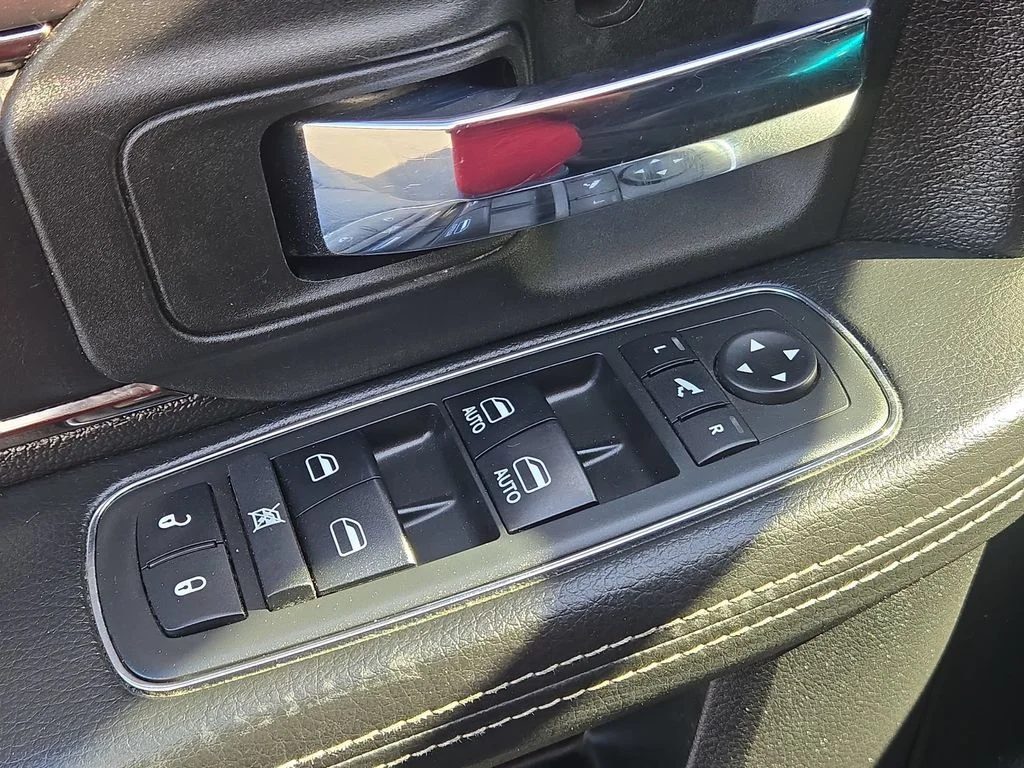 Used 2018 Gray Ram Sport image 29
