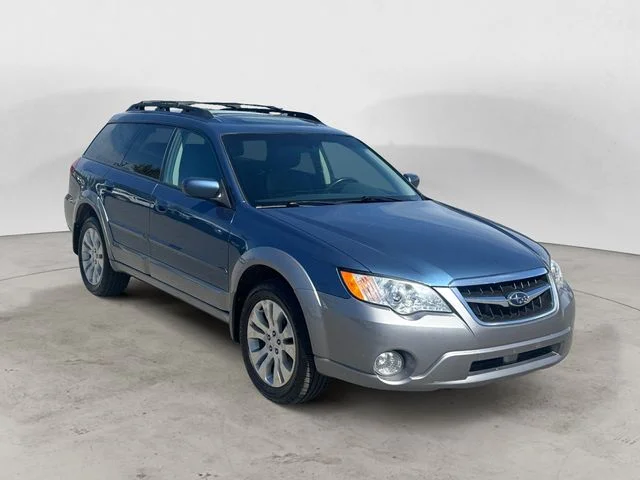Used 2009 Quartz Silver Metallic Subaru 2.5i image 3