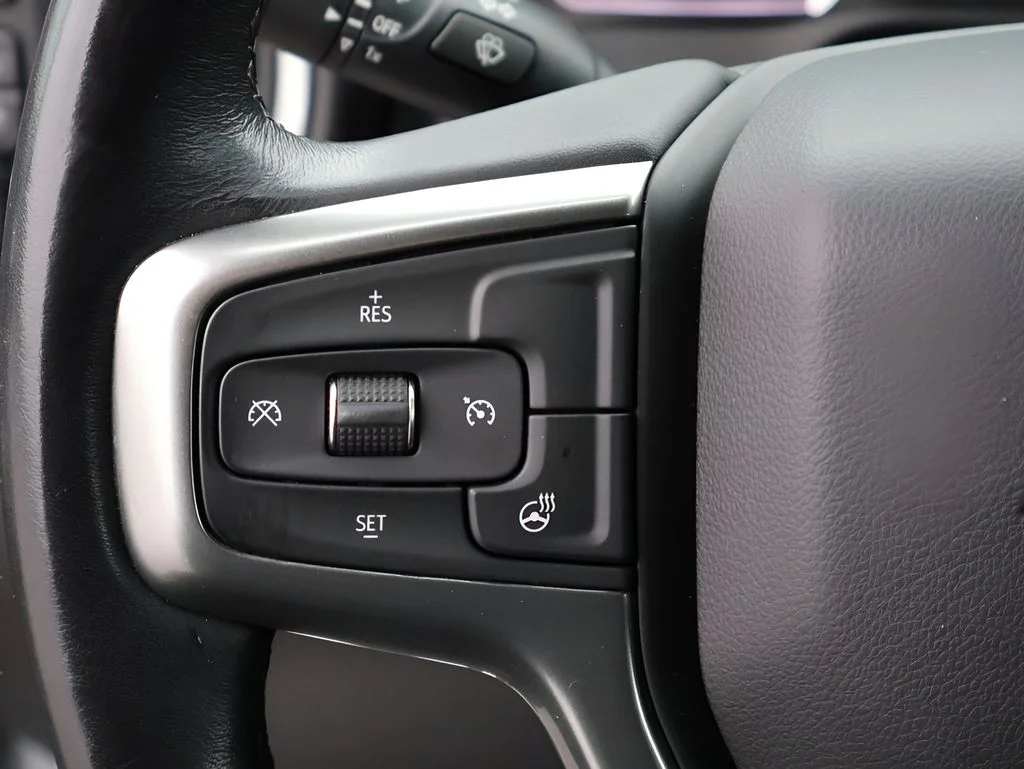 Used 2021 Silver Chevrolet LT Trail Boss image 32