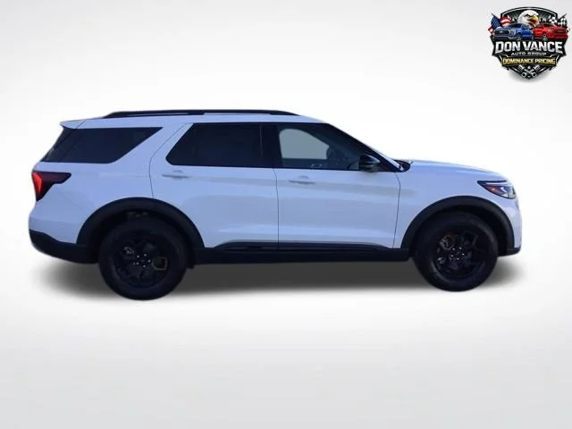 New 2026 Star White Metallic Tri-Coat Ford Tremor® image 6