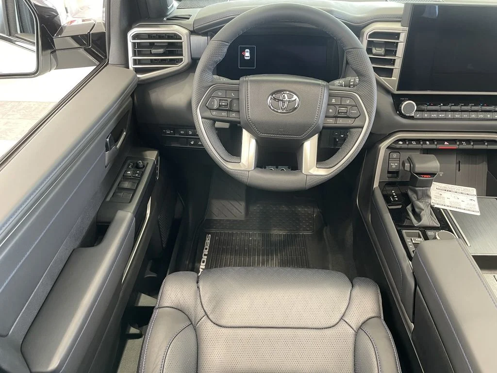 New 2026 Wind Chill Pearl Toyota Platinum image 13