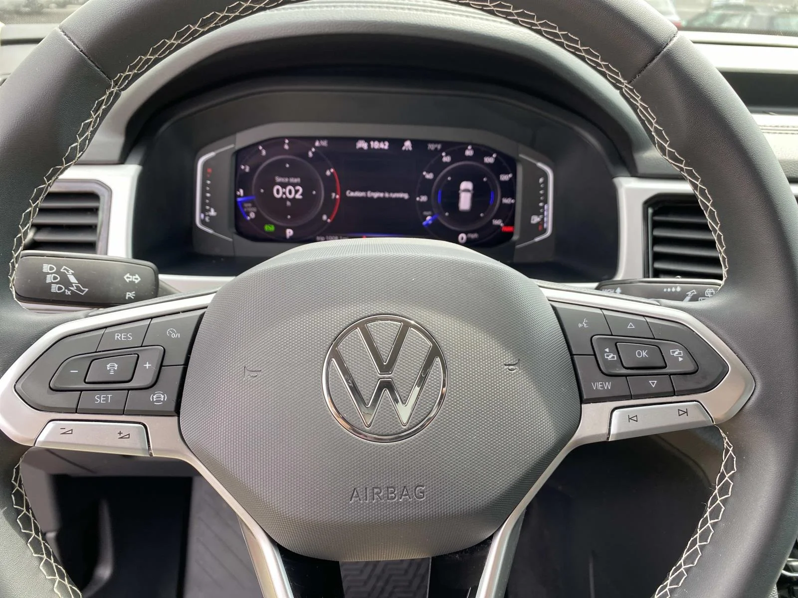 Certified Used 2023 Aurora Red Metallic Volkswagen 3.6L V6 SE w/Technology 4MOTION image 17