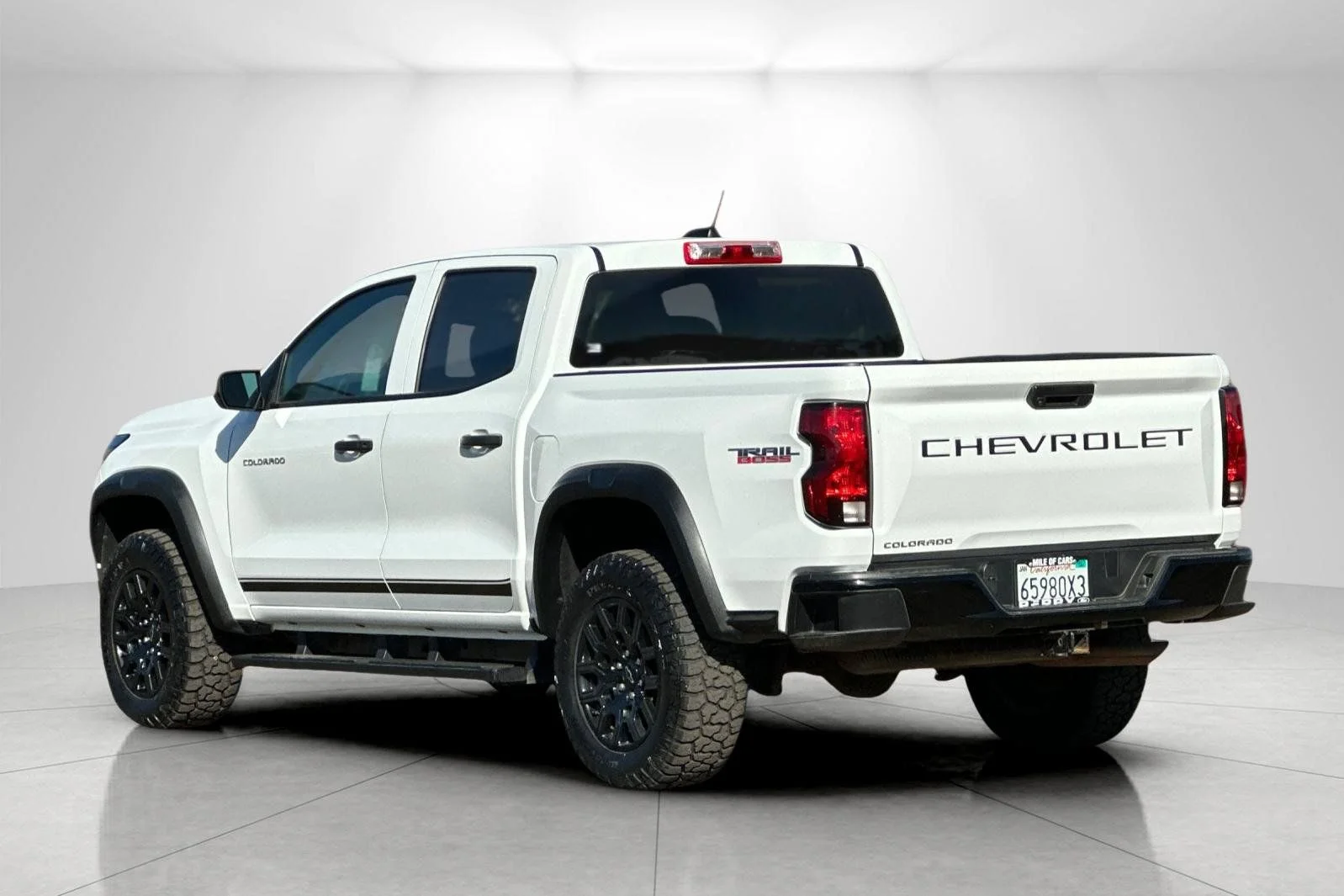 Used 2023 Summit White Chevrolet Trail Boss image 5