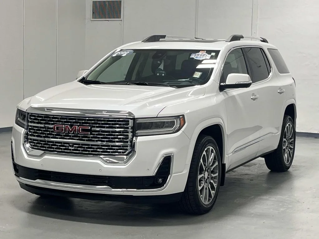 Certified Used 2022 WHITE FROST TRICOAT GMC Denali image 4
