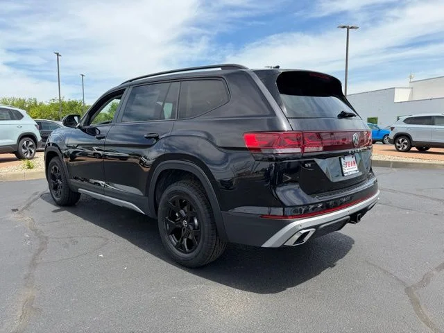 New 2026 Black Volkswagen 2.0T Peak Edition image 5
