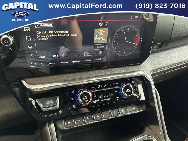 Used 2024 White GMC Denali image 27