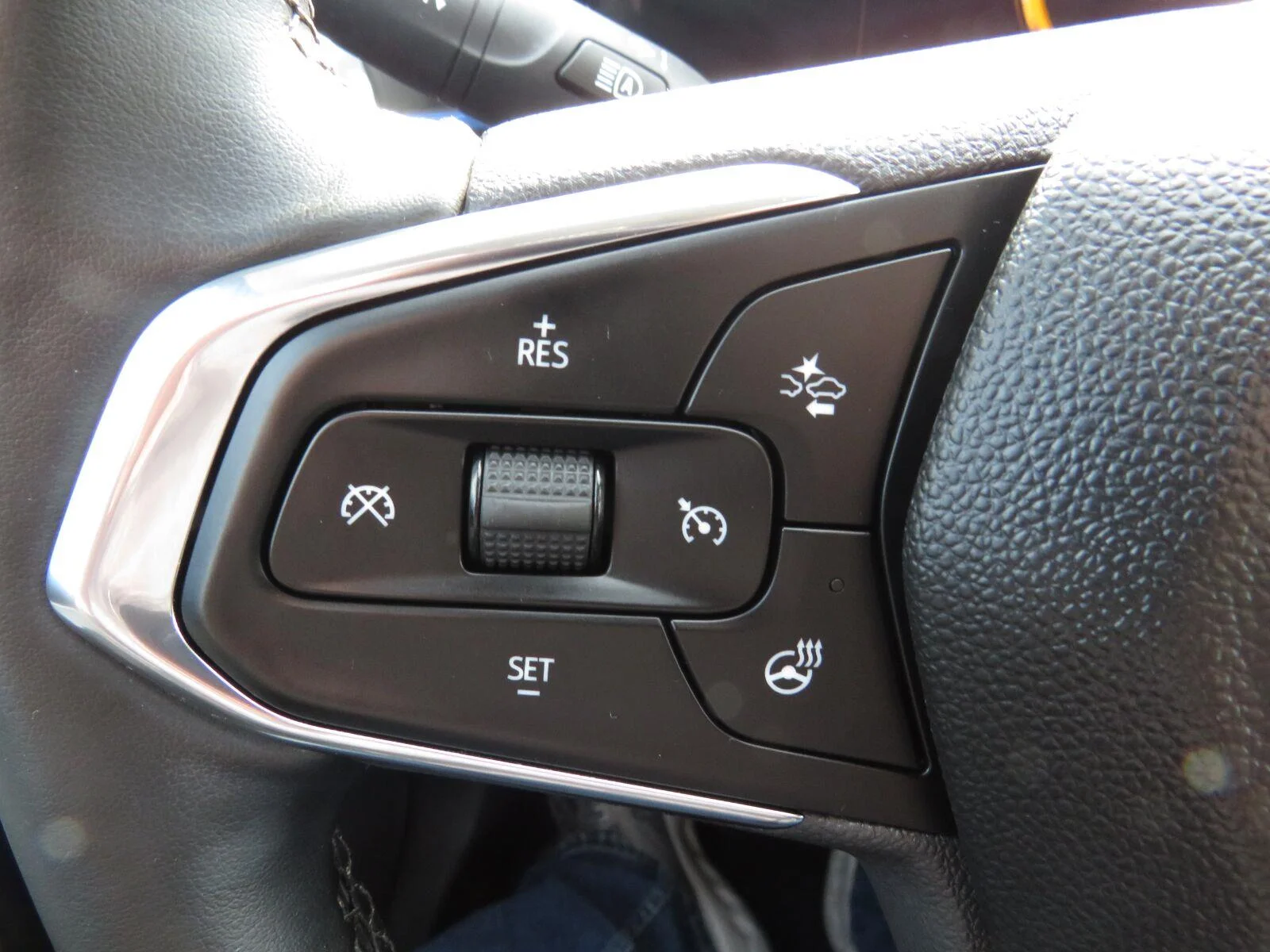 Used 2024 Harvest Bronze Metallic Chevrolet LT image 27