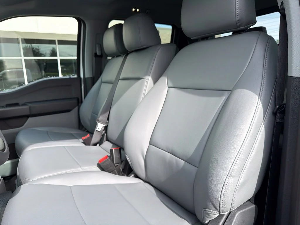 New 2026 Oxford White Ford F-550® XL image 10