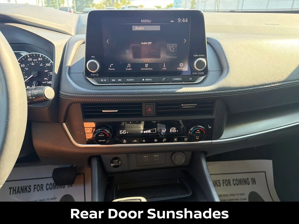 Used 2025 White Nissan SV image 21