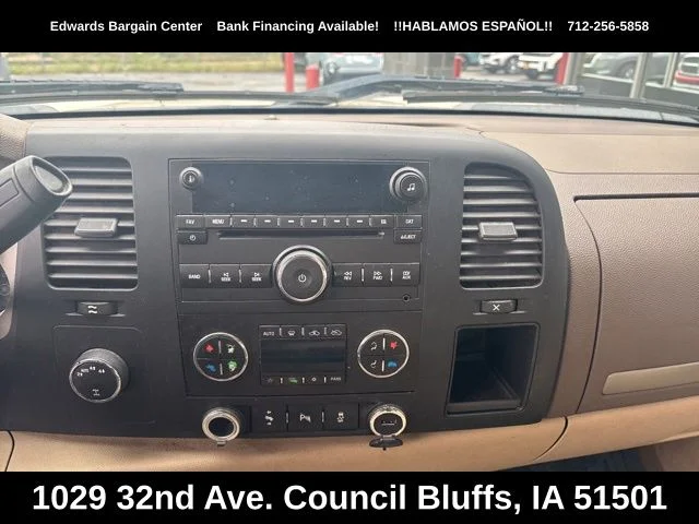 Used 2012 White Chevrolet LT image 16