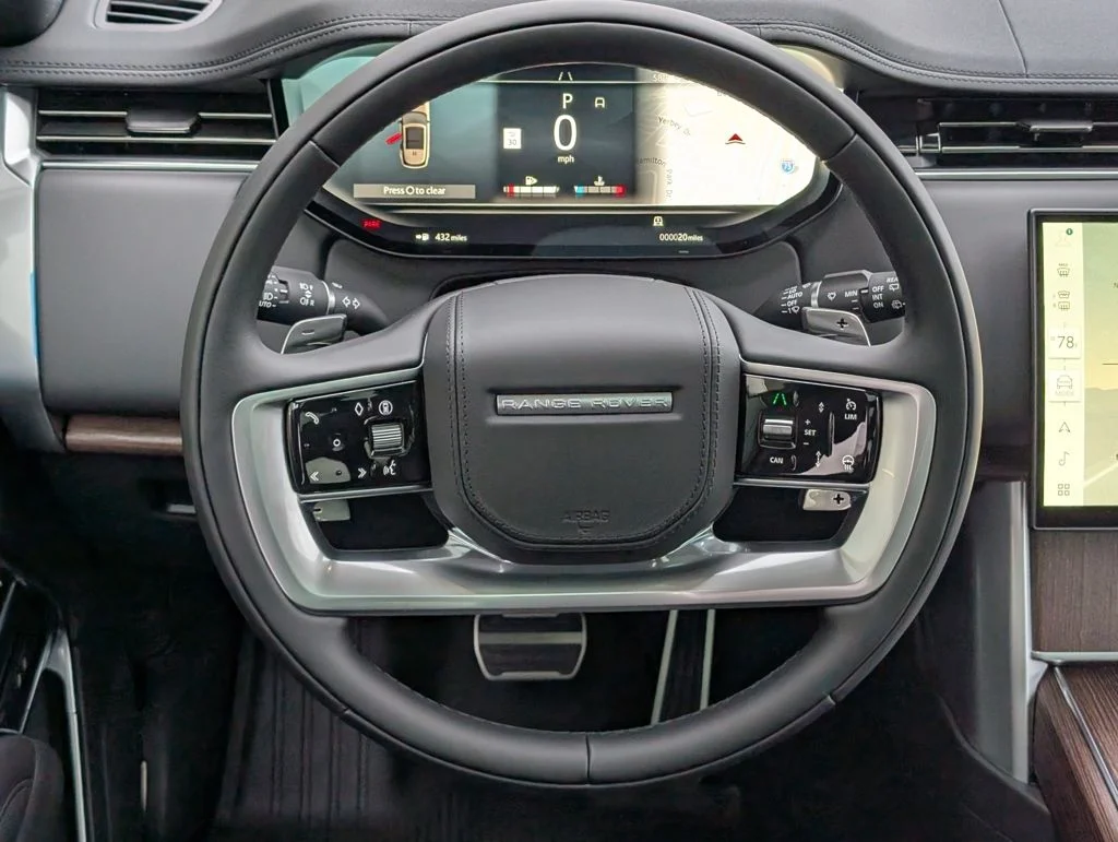 New 2026 Santorini Black Land Rover SE image 20