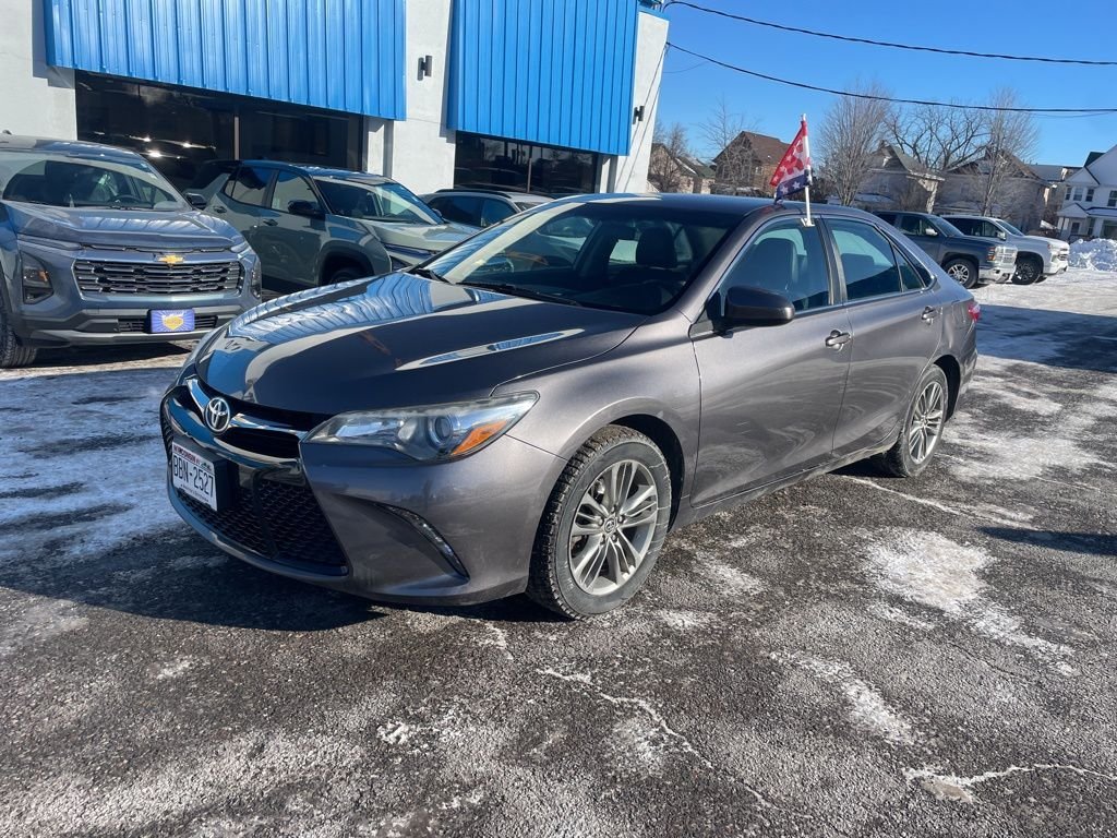 2015 Toyota Camry SE