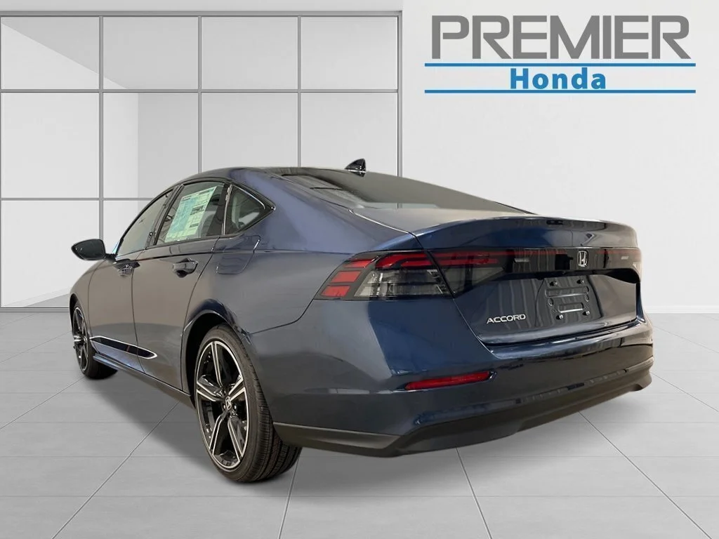 New 2026 Canyon River Blue Metallic Honda SE image 3