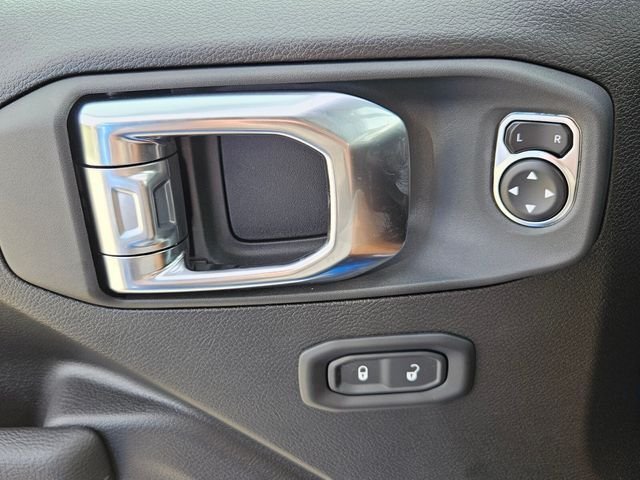 2025 Jeep Wrangler 4-Door Sport S - Photo 17