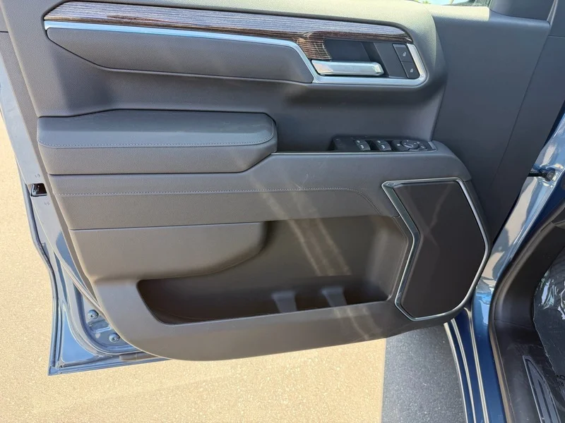 New 2026 Downpour Metallic GMC Elevation image 19