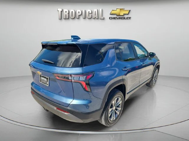 Used 2026 Lakeshore Blue Metallic Chevrolet LT image 5