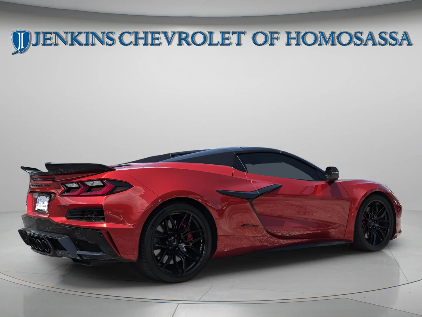 Used 2023 Red Mist Metallic Tintcoat Chevrolet 2LZ image 4