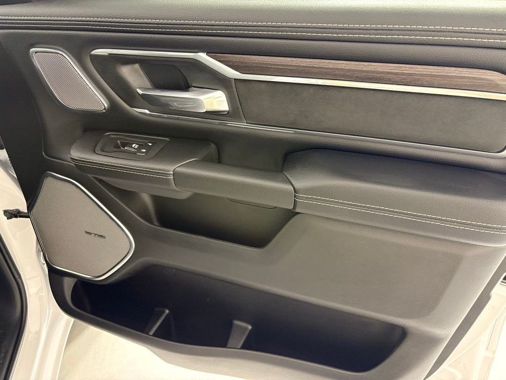 New 2026 Bright White Clear-Coat Exterior Paint RAM Laramie image 39