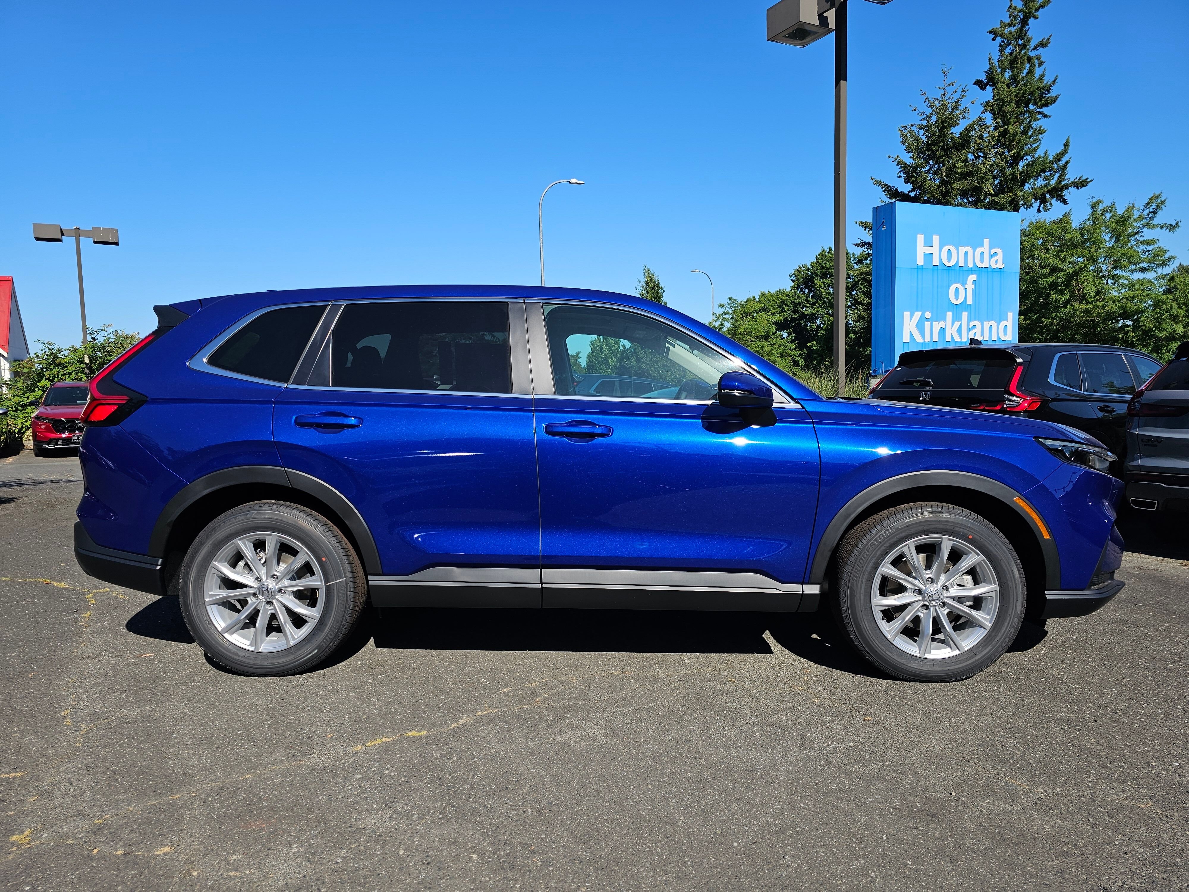 2025 Honda CR-V EX - Photo 8