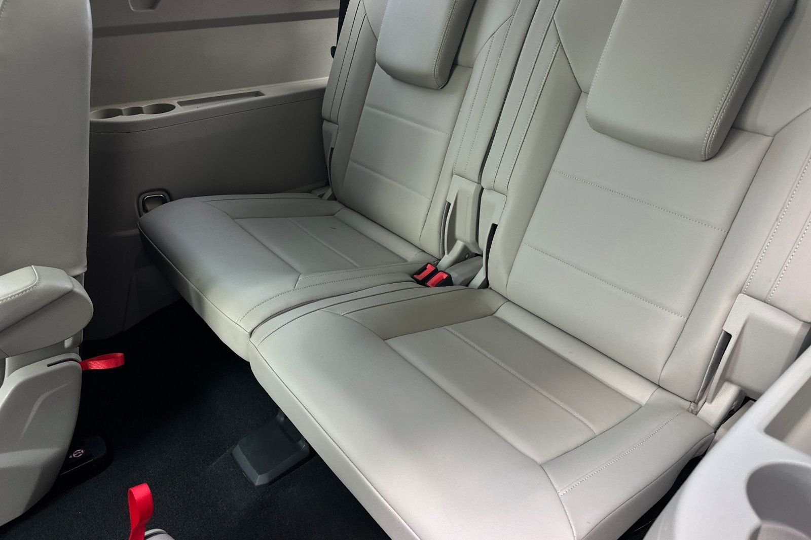 Certified Used 2023 Blue Metallic Volkswagen SEL image 15