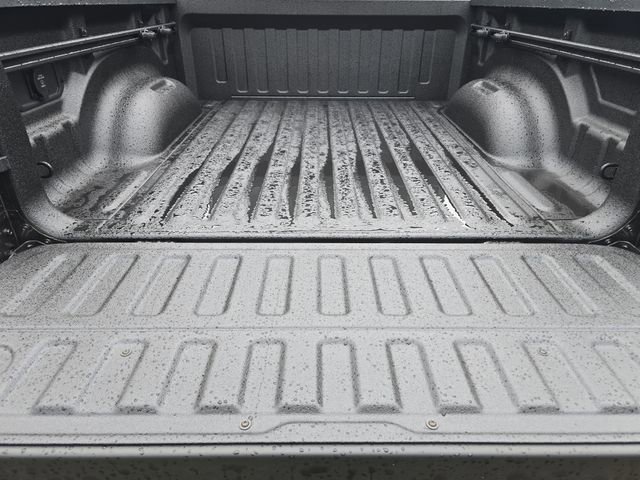 New 2026 Granite Crystal Metallic Clear-Coat Exterior Paint RAM Big Horn/Lone Star image 38