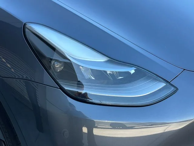 Used 2023 Midnight Silver Metallic Tesla Long Range image 18