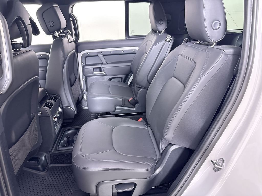 New 2026 BORASCO GRY MET Land Rover X-Dynamic SE image 20