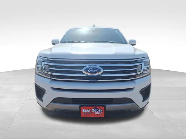 Used 2021 White Ford XLT image 2
