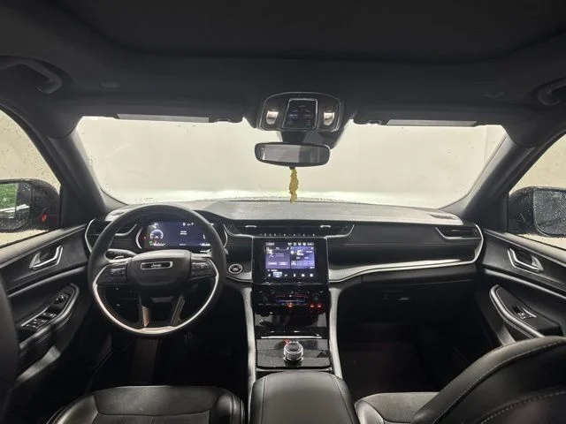 Used 2024 Gray Jeep Altitude X image 18