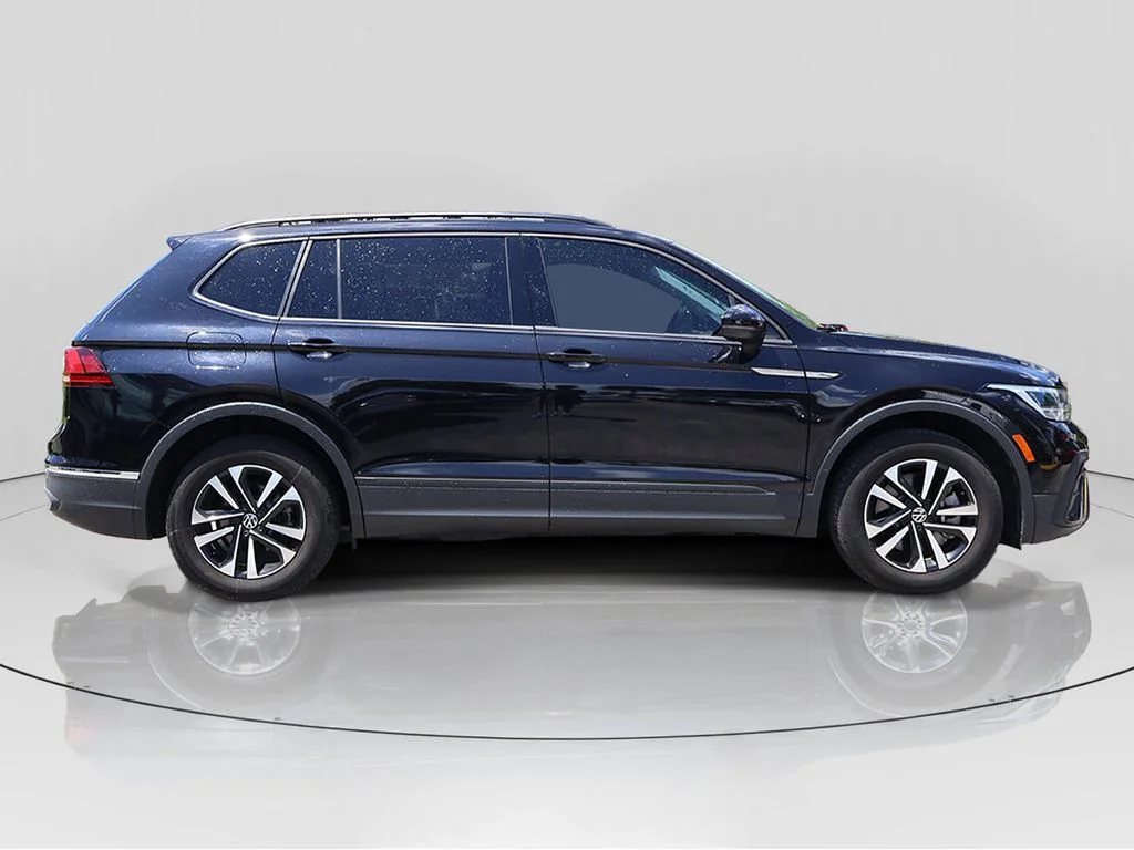 Used 2024 Black Volkswagen 2.0T S image 8