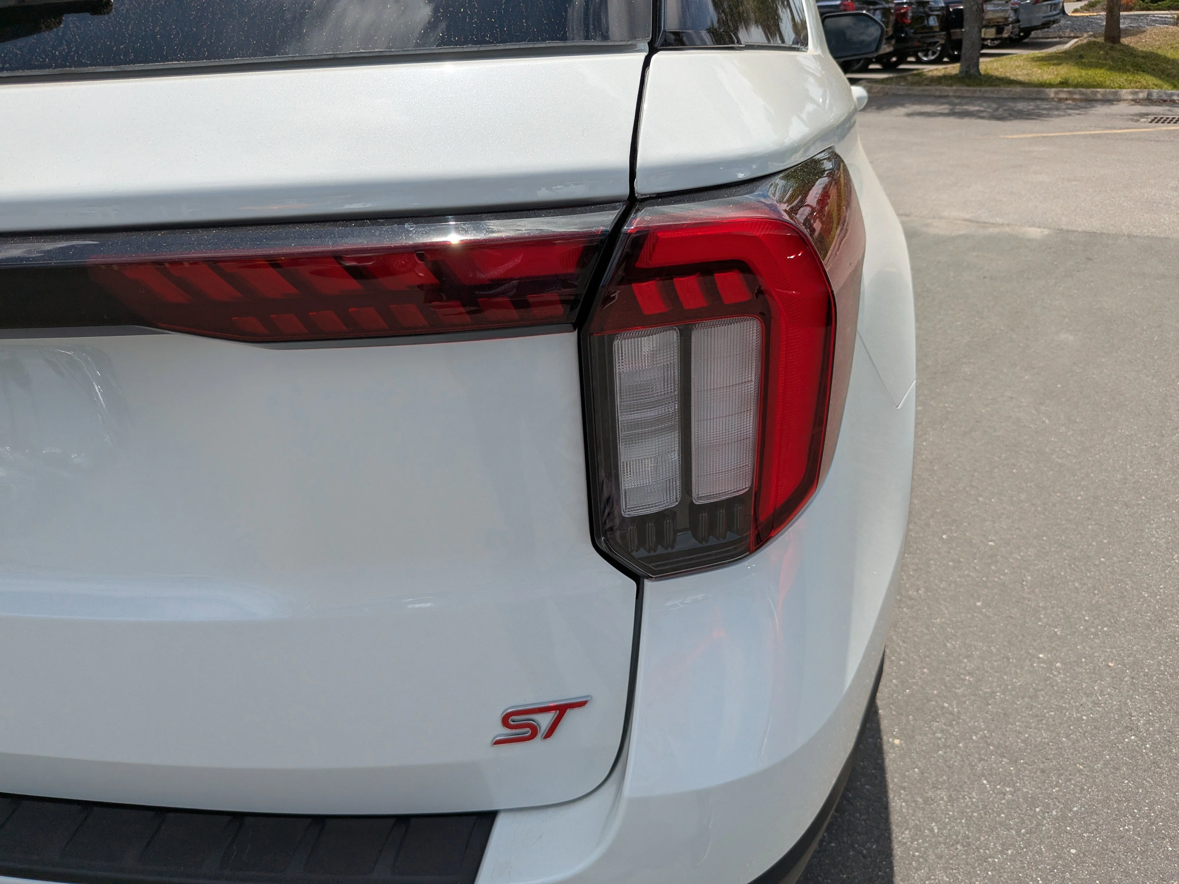 New 2026 Star White Metallic Tri-Coat Ford ST image 10