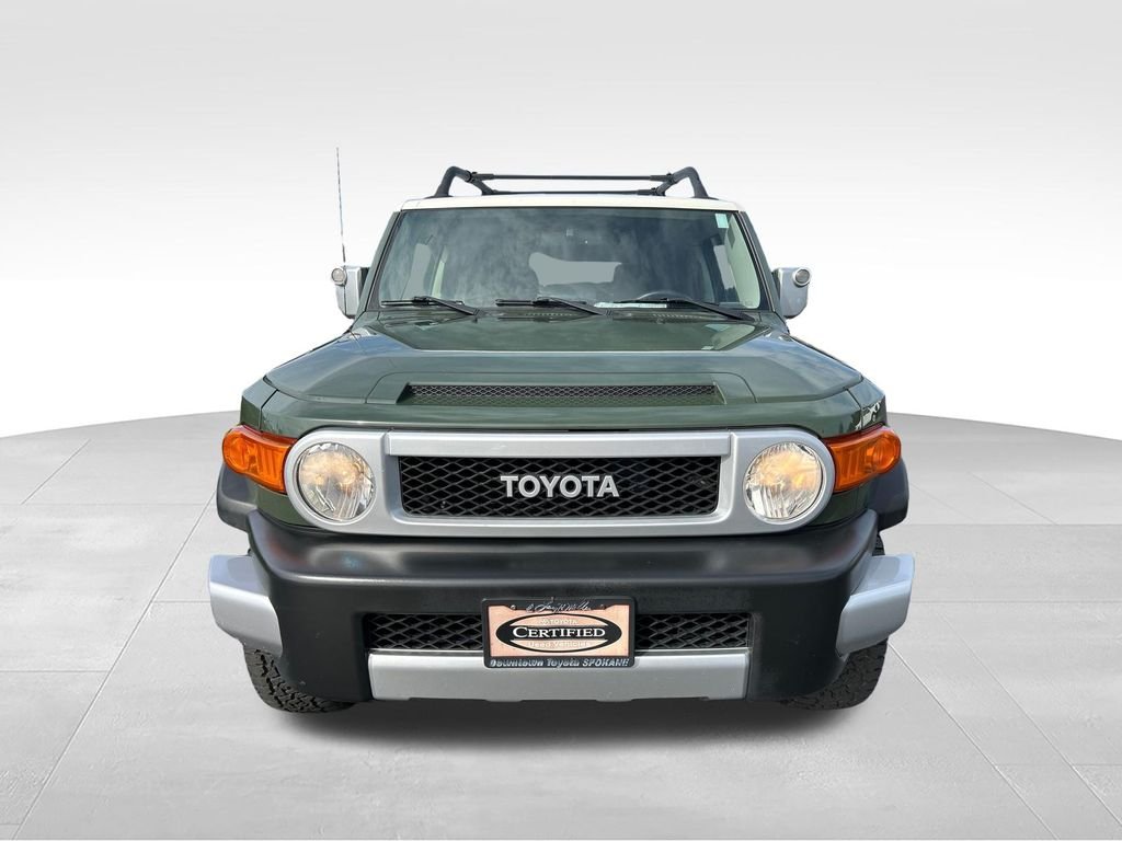 Used 2012 Green Toyota Base image 8