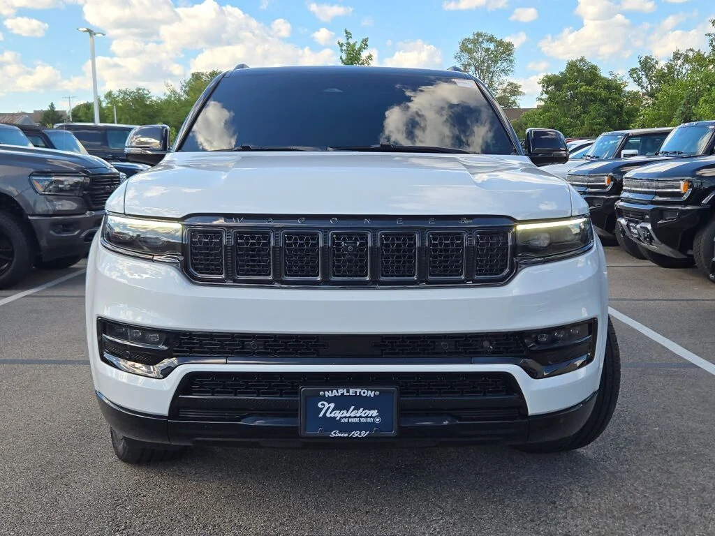 Used 2025 White Jeep Series II image 5