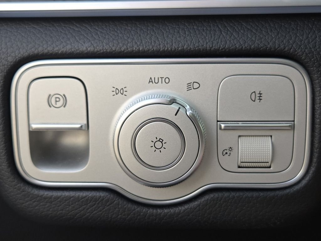 Used 2024 Cirrus Silver Metallic Mercedes-Benz GLE 350 image 13