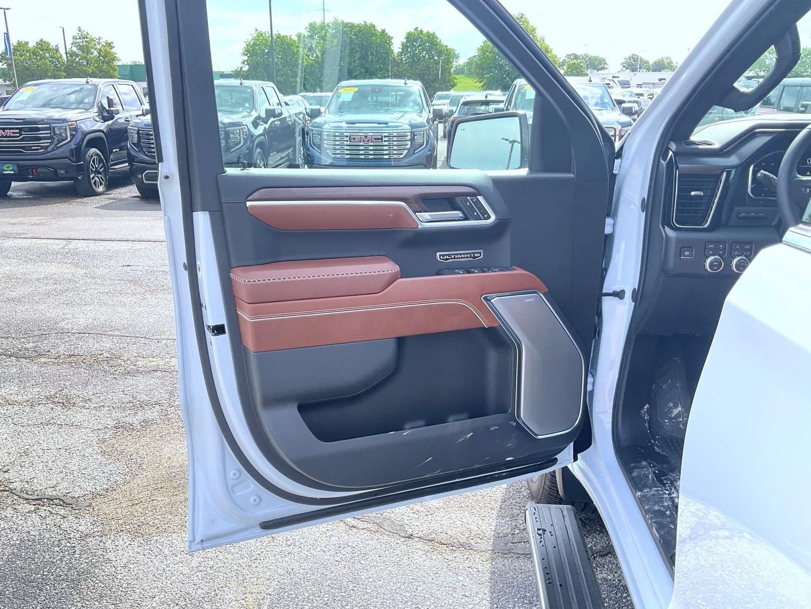 2026 GMC Sierra 1500 Denali Ultimate - Photo 11