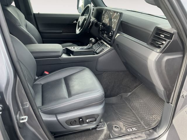 2024 Lexus GX Luxury - Photo 15