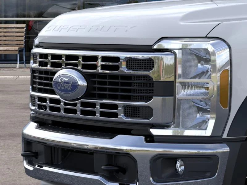New 2026 Oxford White Ford XL image 44