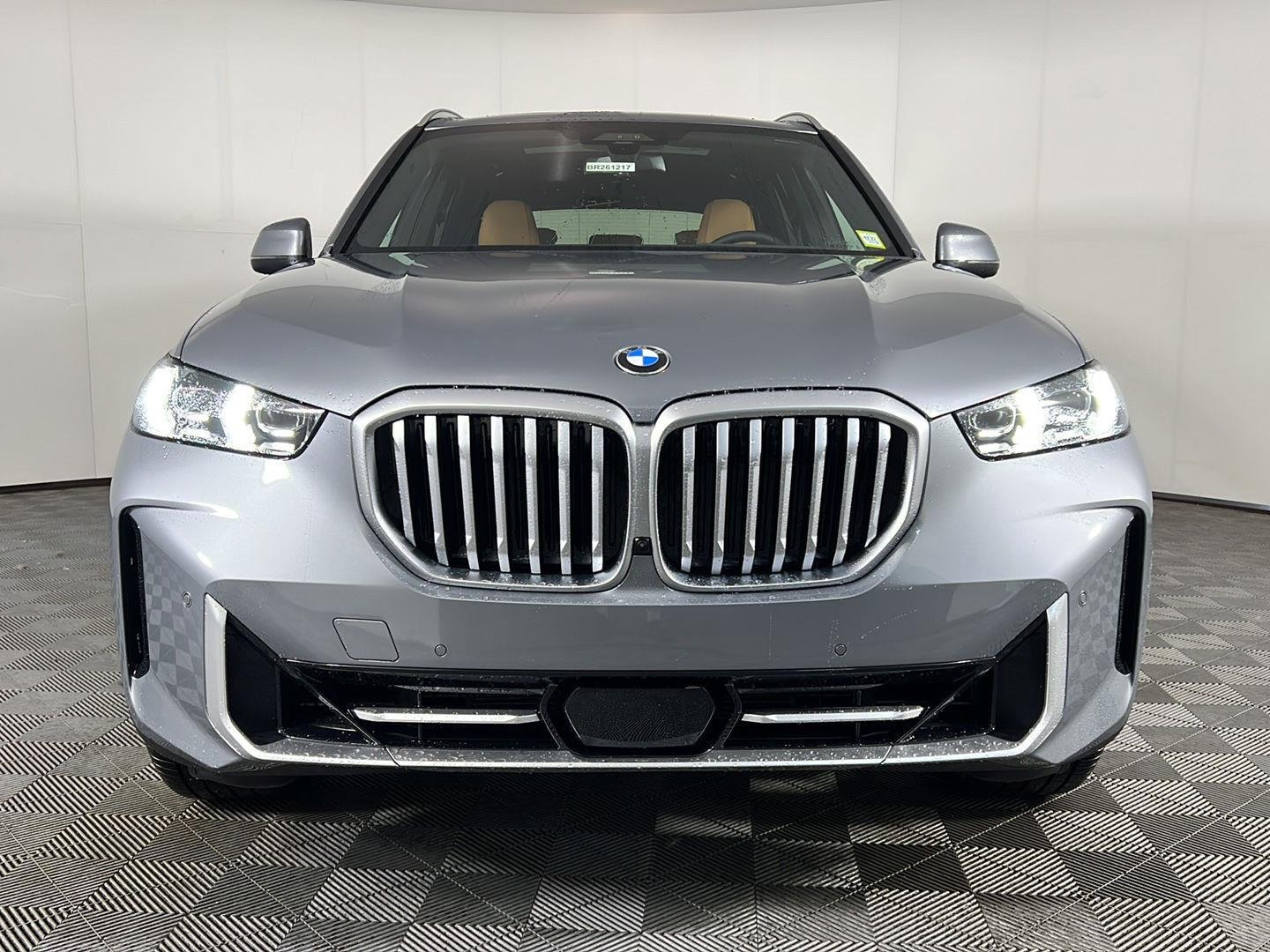 New 2026 Skyscraper Grey Metallic BMW xDrive40i image 18