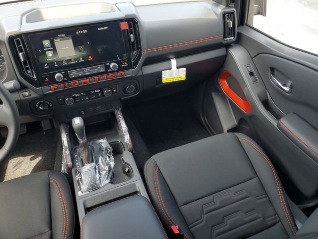 2025 Nissan Frontier PRO-4X - Photo 8